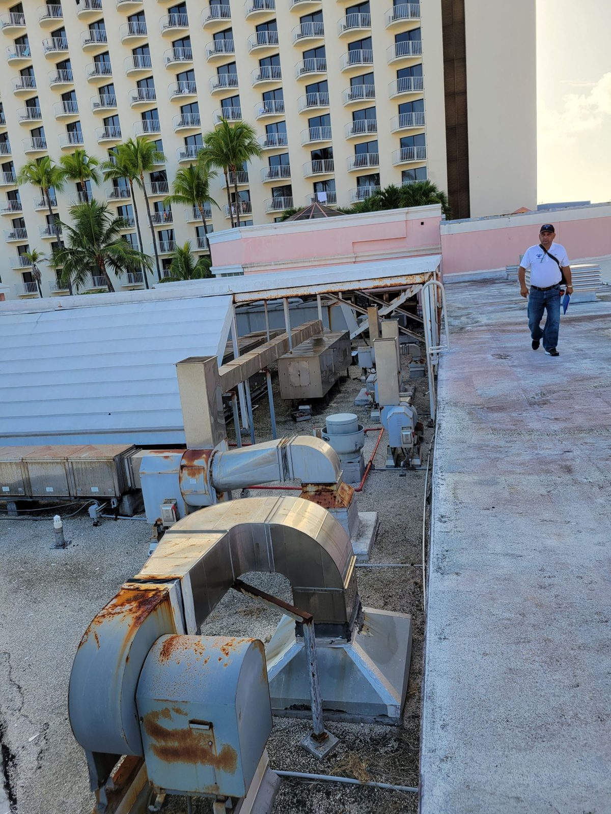 Rooftop mechanical equipment and roof walkway inspection, Atlantis Bahamas